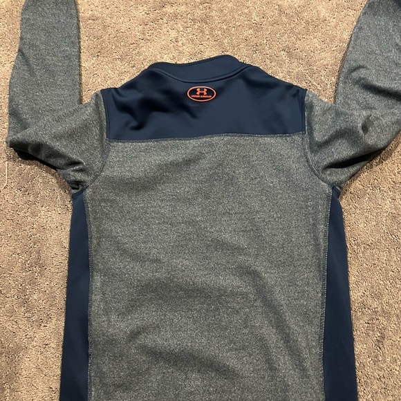 Under Amour Sweater - Picture 2 of 2